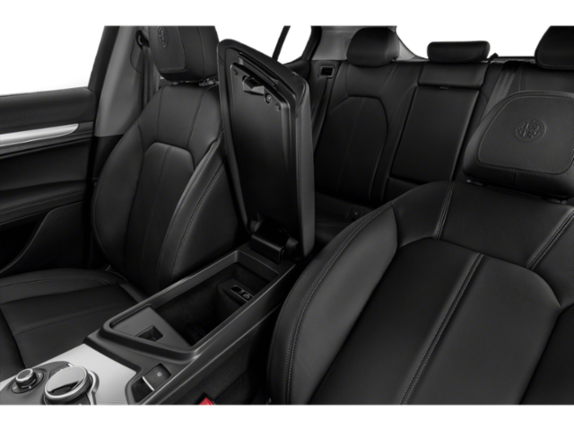 2018 Alfa Romeo Stelvio Base