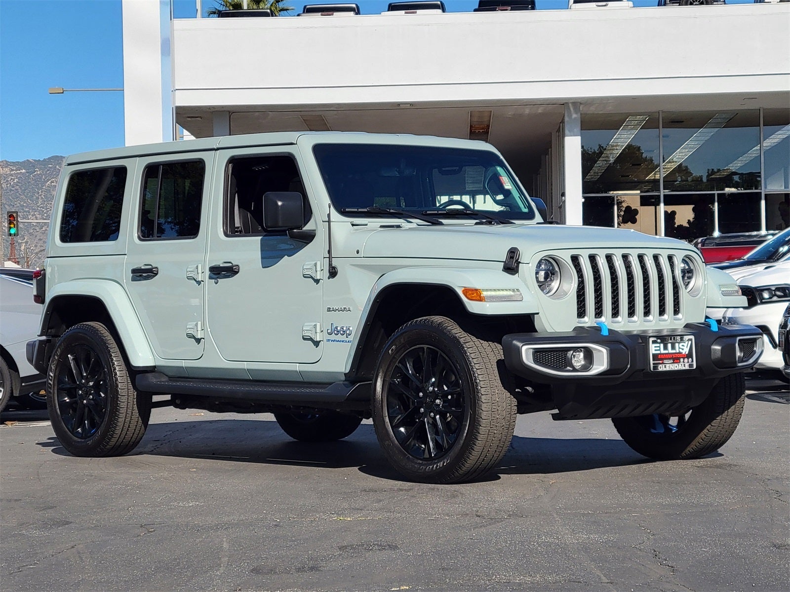 2023 Jeep Wrangler 4xe Sahara 4x4