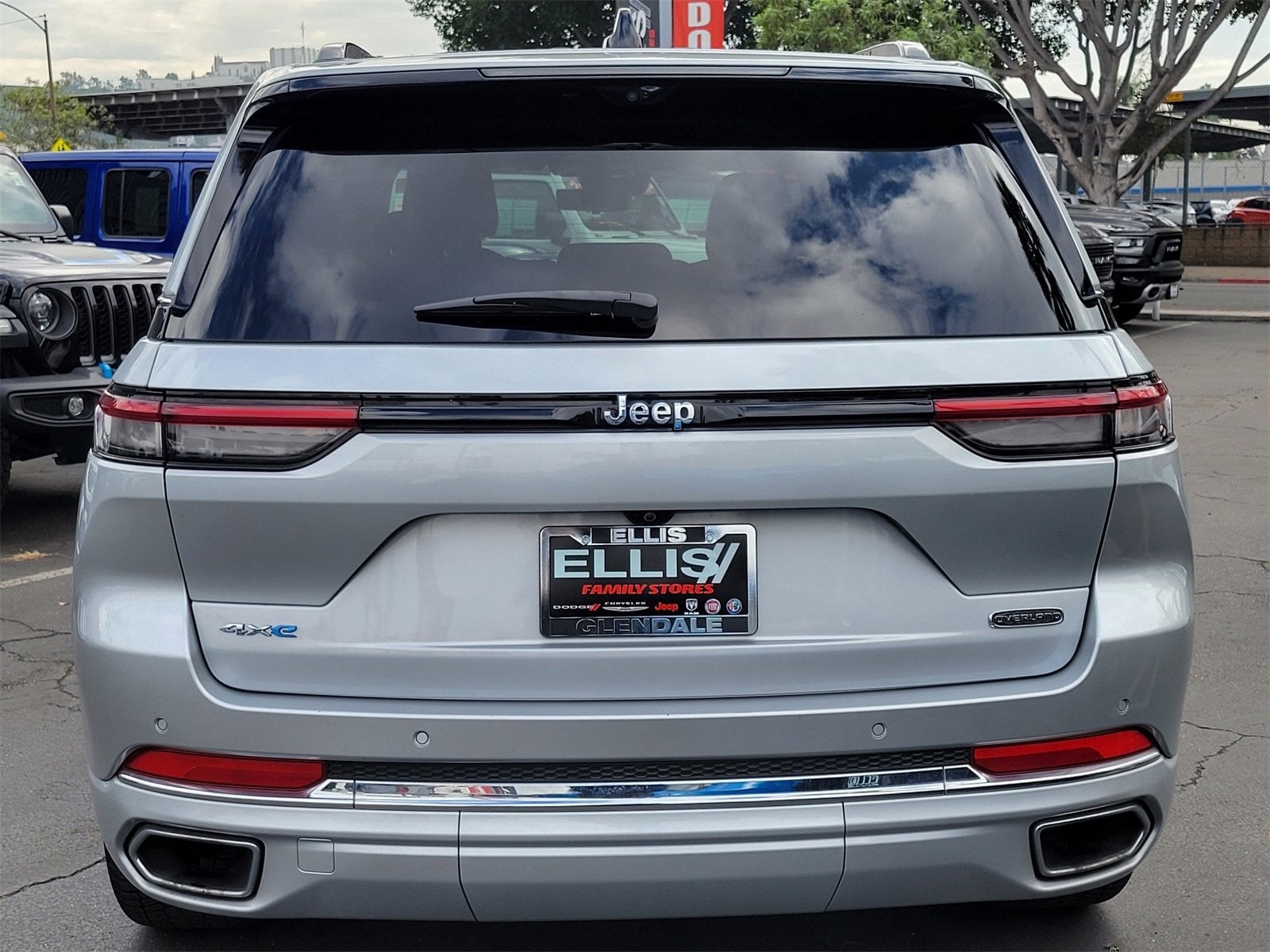 2023 Jeep Grand Cherokee 4xe Overland