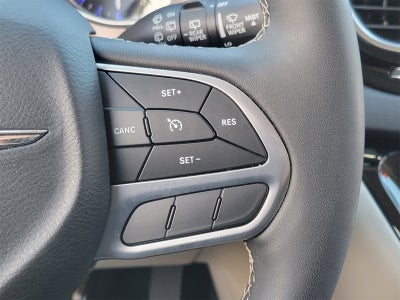 2024 Chrysler Voyager LX