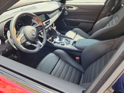 2025 Alfa Romeo Giulia GIULIA INTENSA RWD