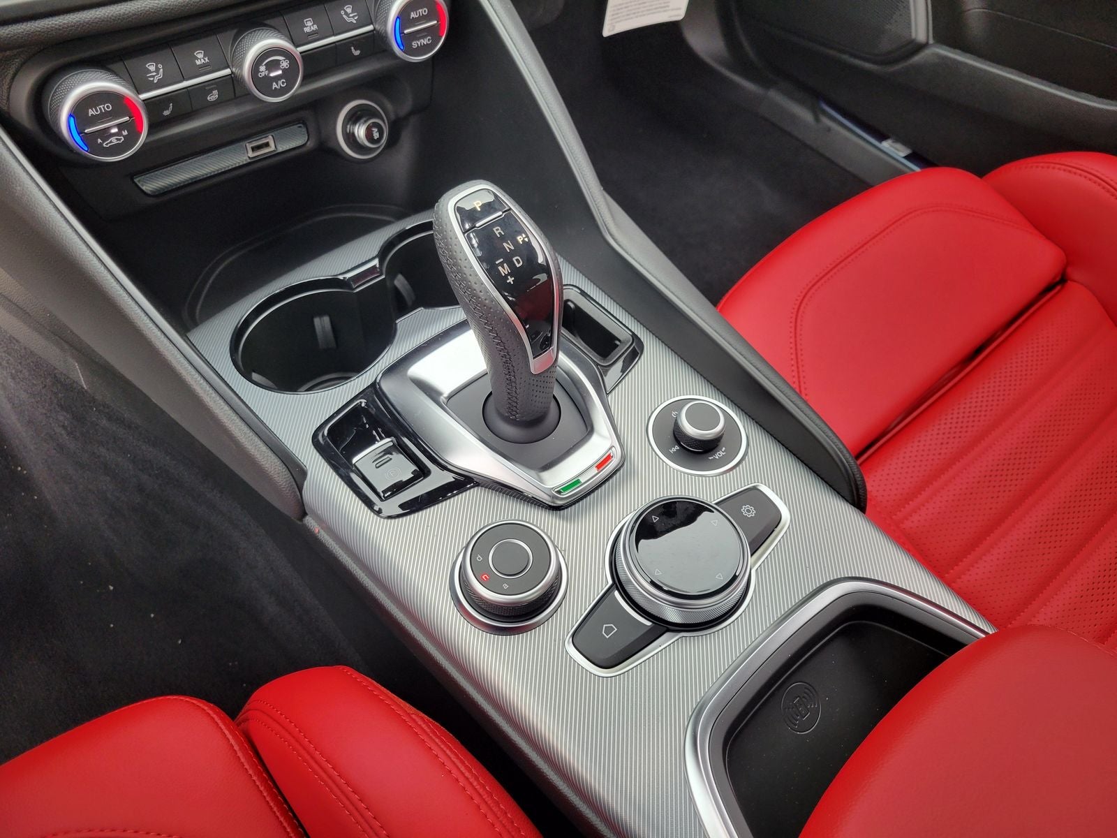 2026 Alfa Romeo Giulia GIULIA