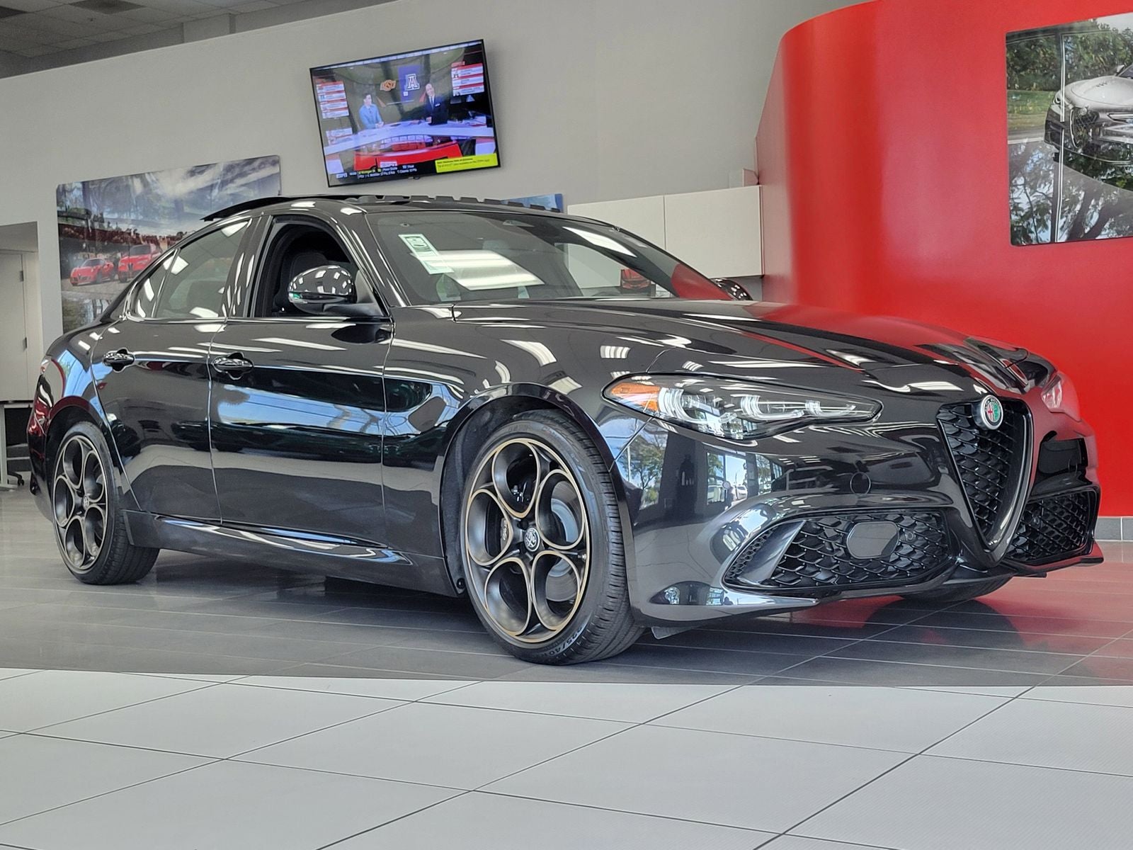 2025 Alfa Romeo Giulia GIULIA INTENSA RWD