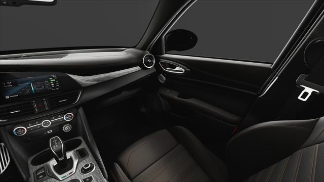 2025 Alfa Romeo Giulia GIULIA INTENSA RWD