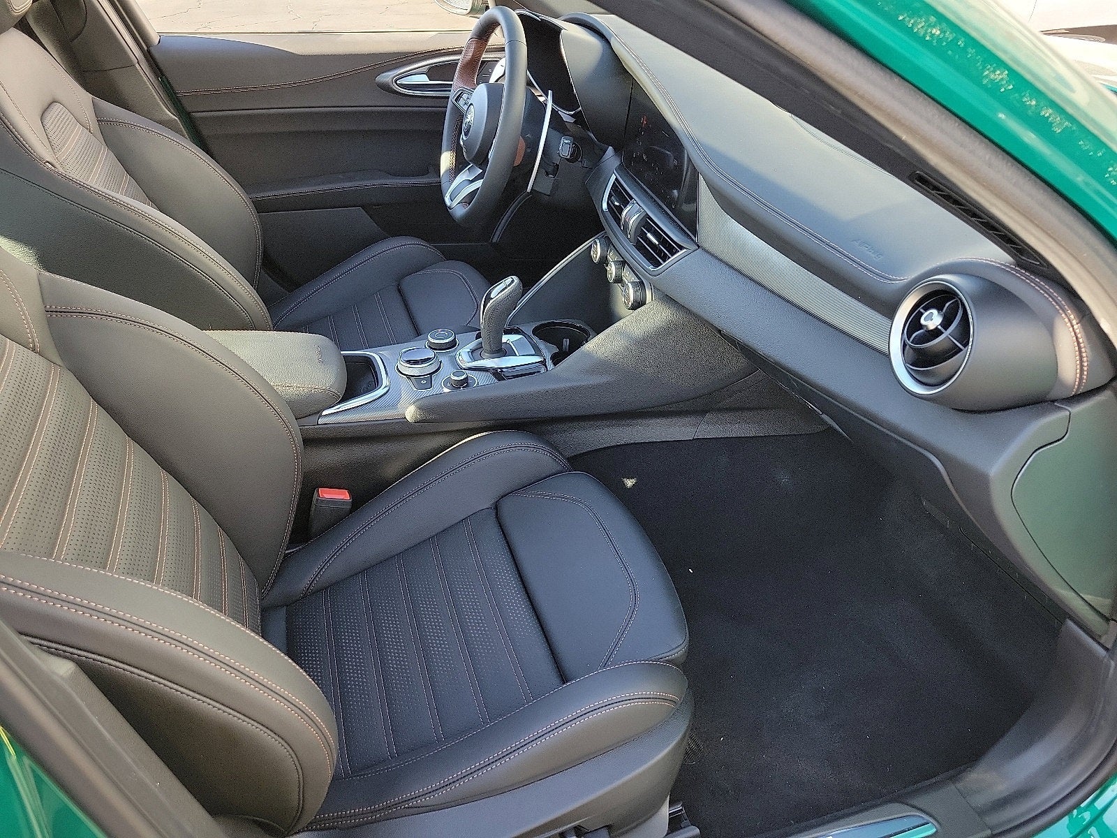 2025 Alfa Romeo Giulia GIULIA INTENSA RWD