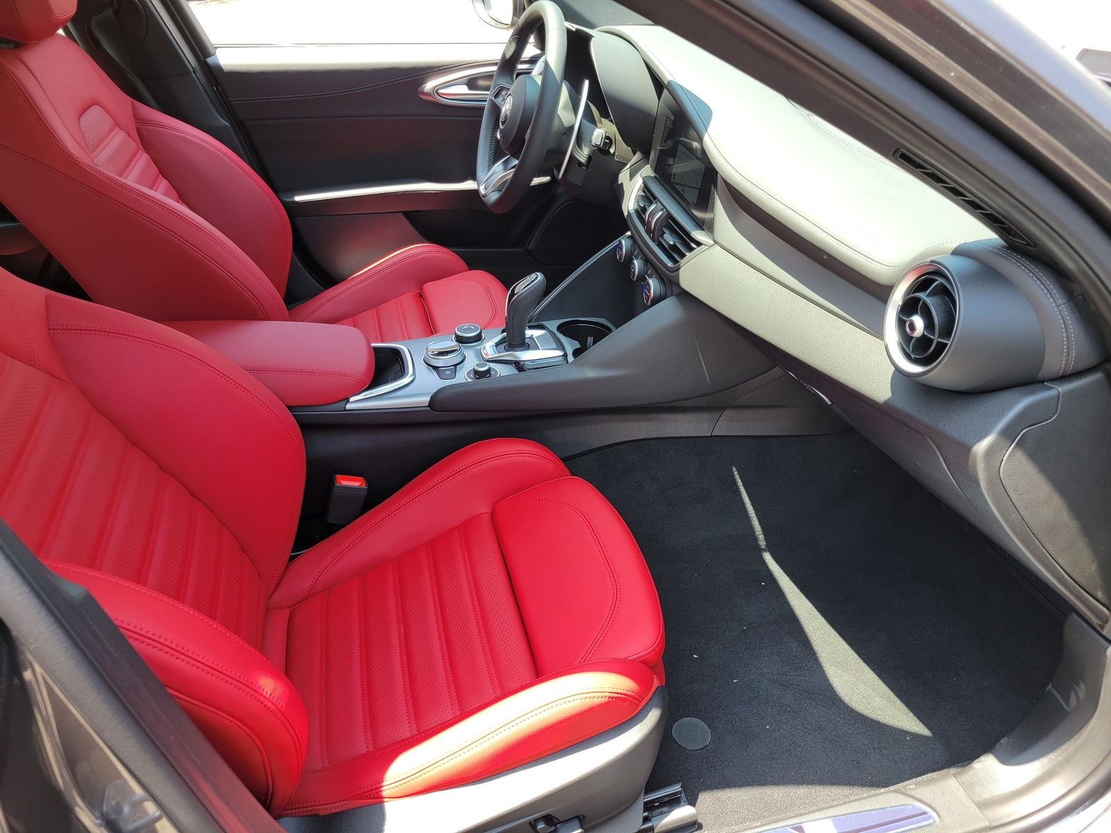 2026 Alfa Romeo Giulia GIULIA