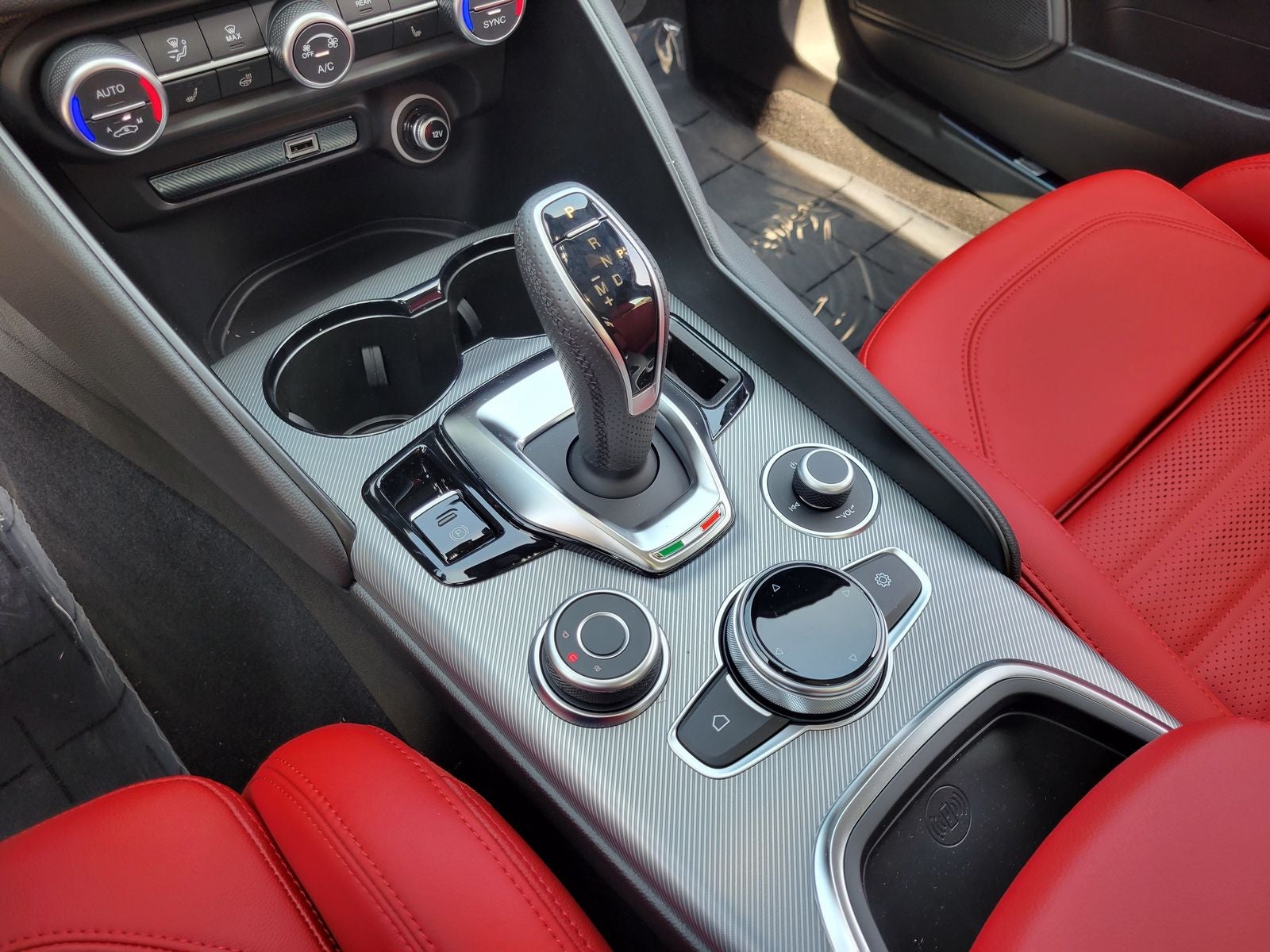 2026 Alfa Romeo Giulia GIULIA