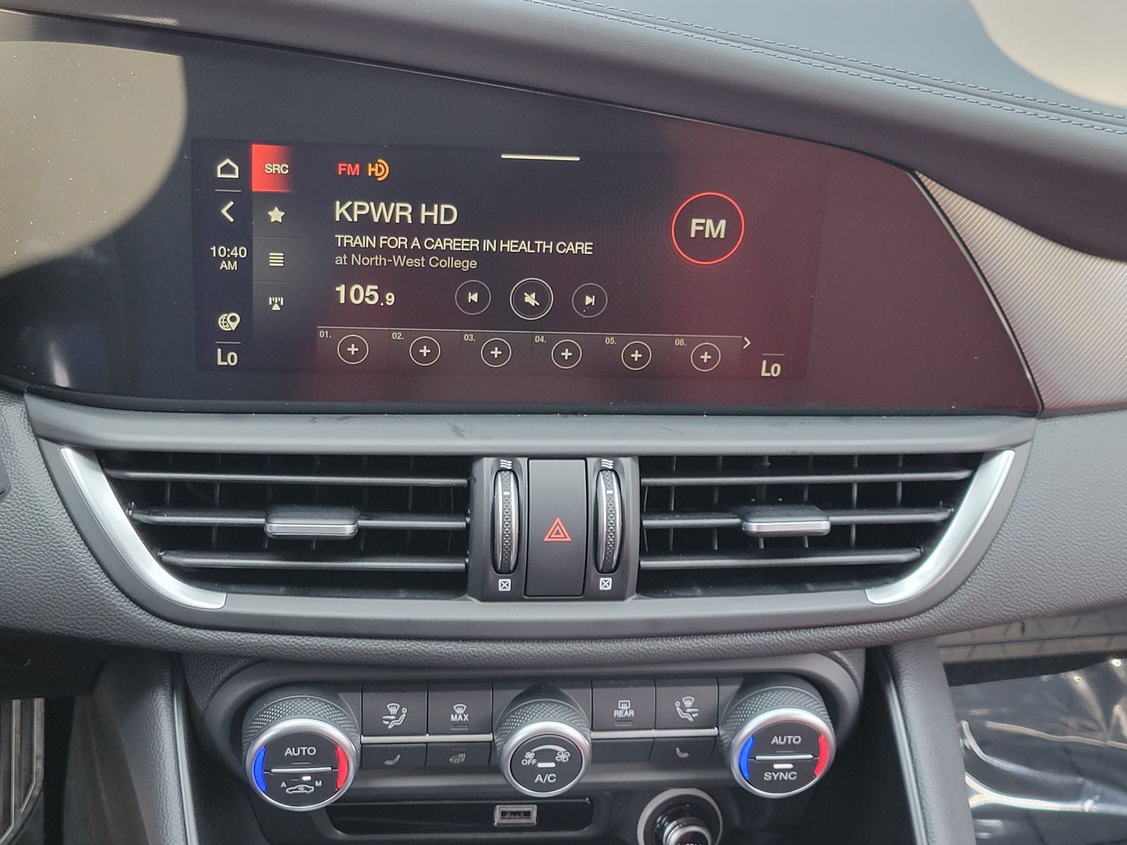 2026 Alfa Romeo Giulia GIULIA
