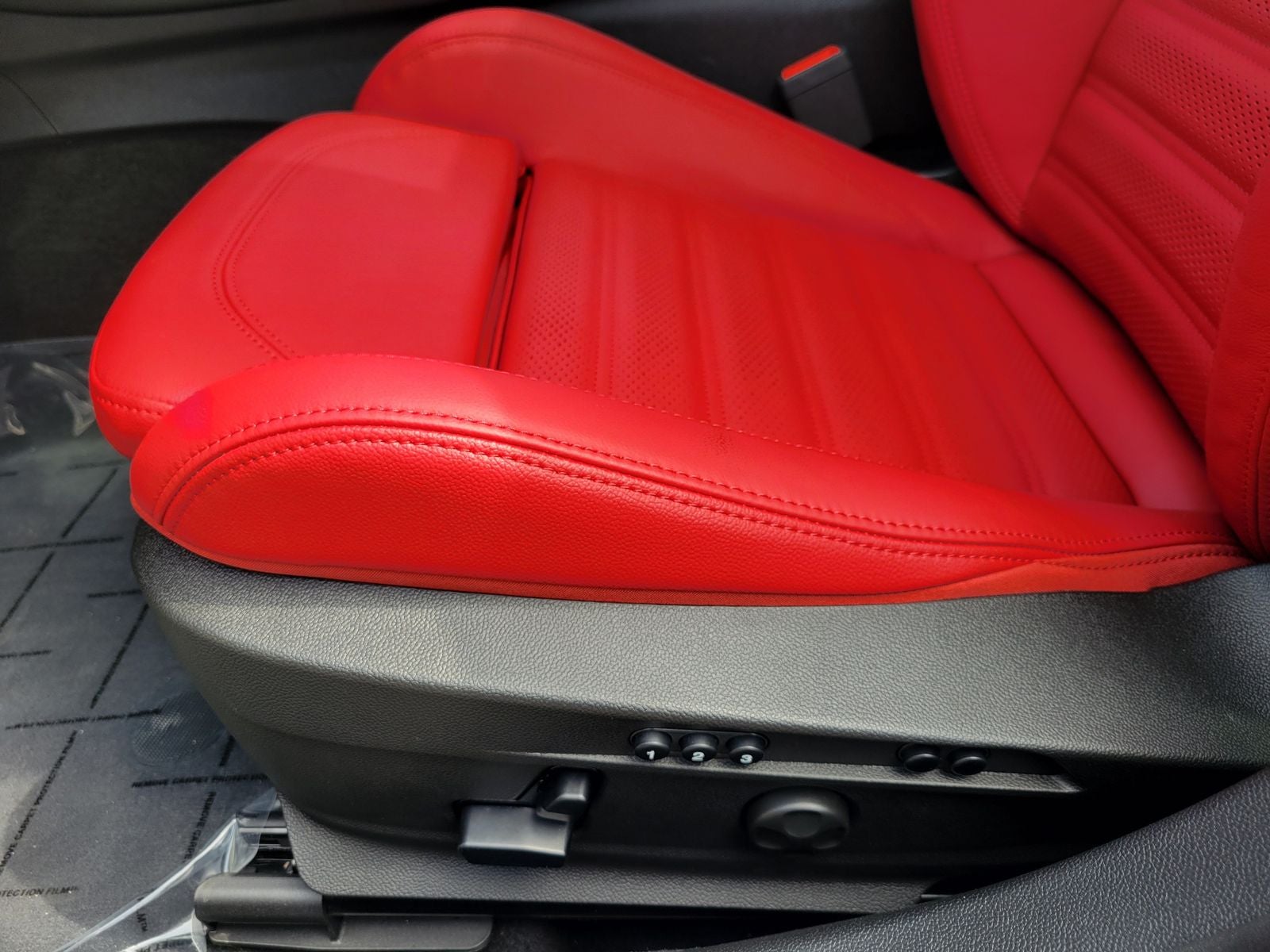 2026 Alfa Romeo Giulia GIULIA