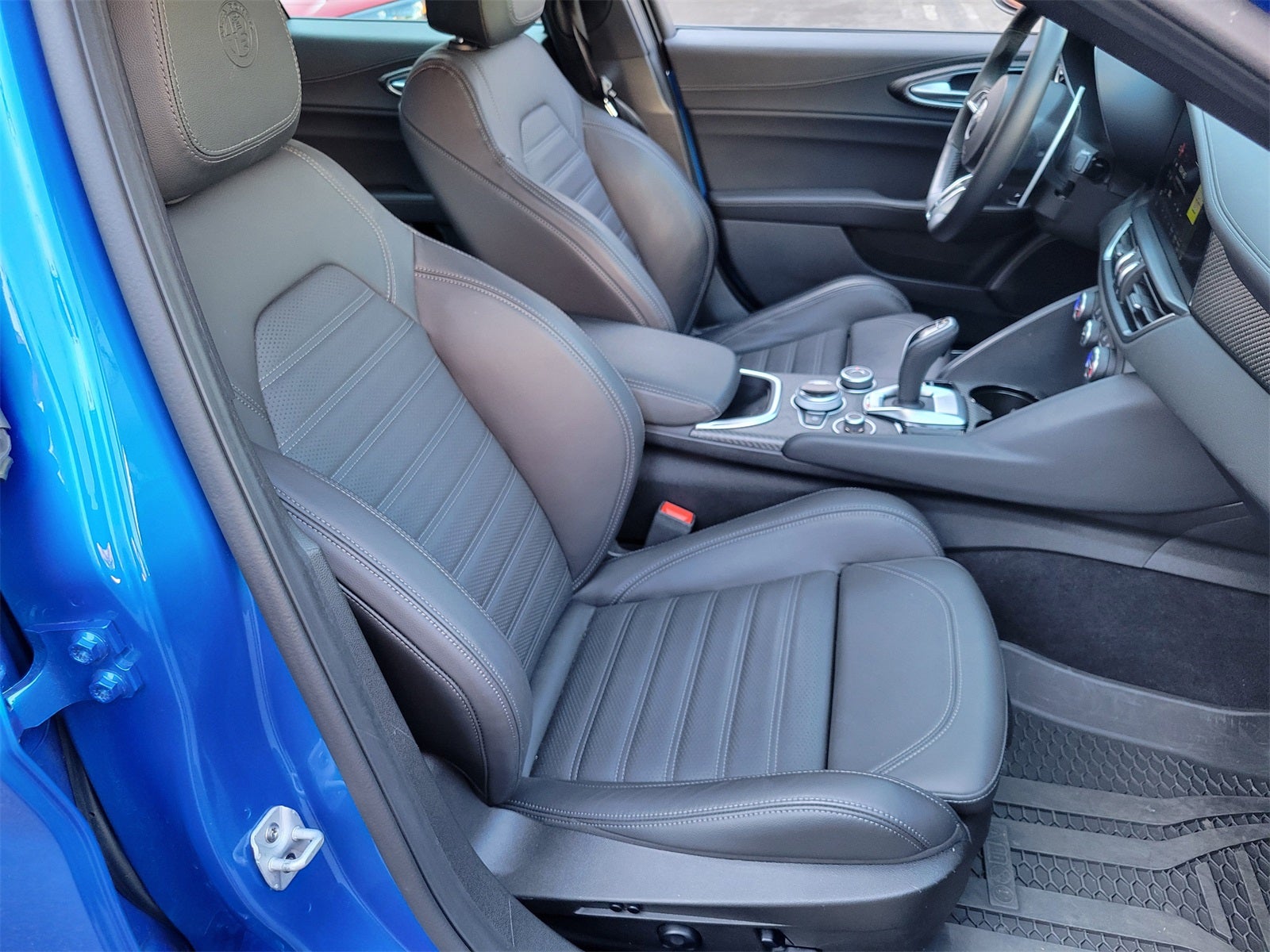 2024 Alfa Romeo Giulia Quadrifoglio RWD