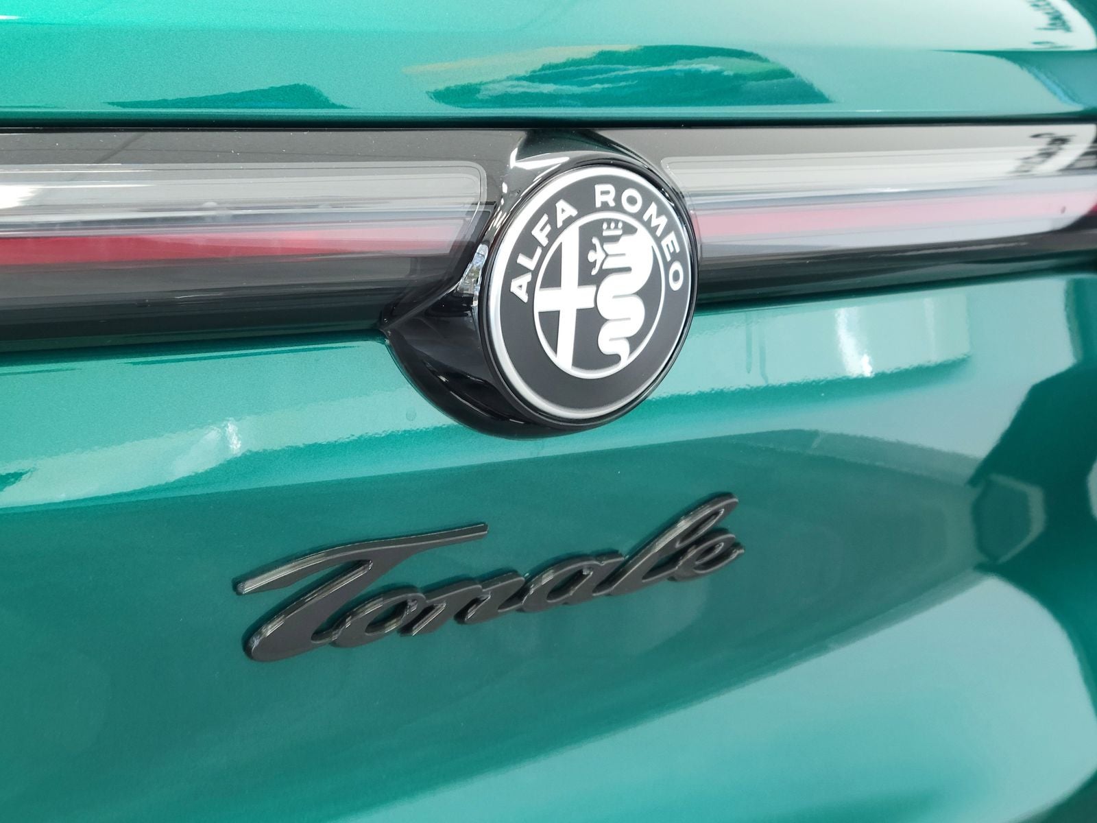 2026 Alfa Romeo Tonale TONALE VELOCE AWD