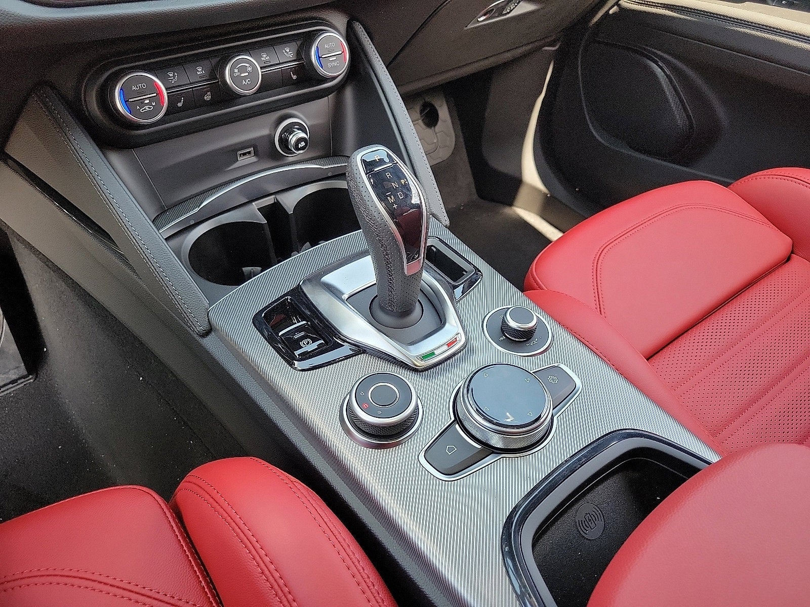 2025 Alfa Romeo Stelvio STELVIO AWD