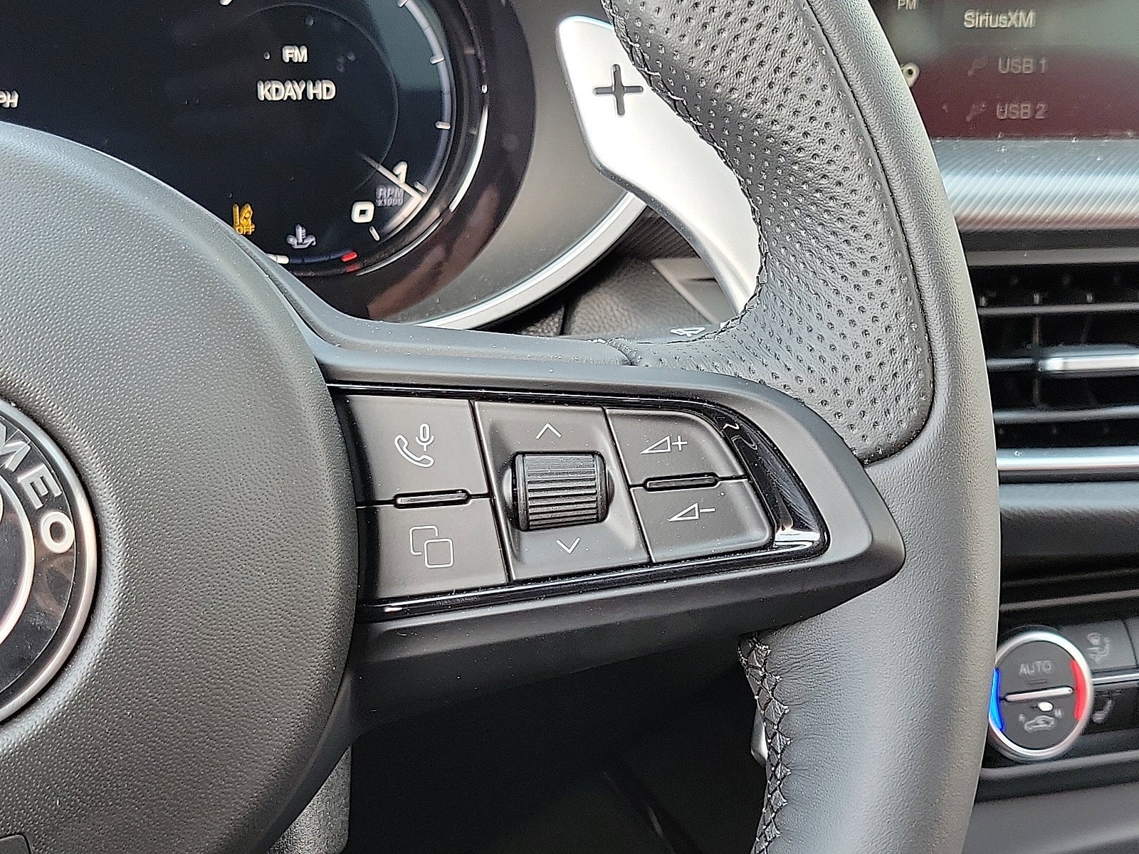 2025 Alfa Romeo Stelvio STELVIO AWD