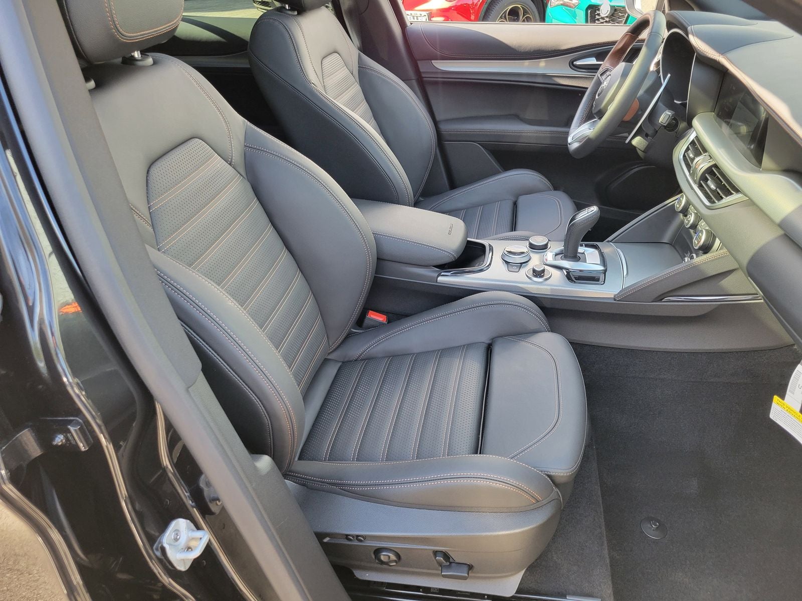 2025 Alfa Romeo Stelvio Sprint AWD