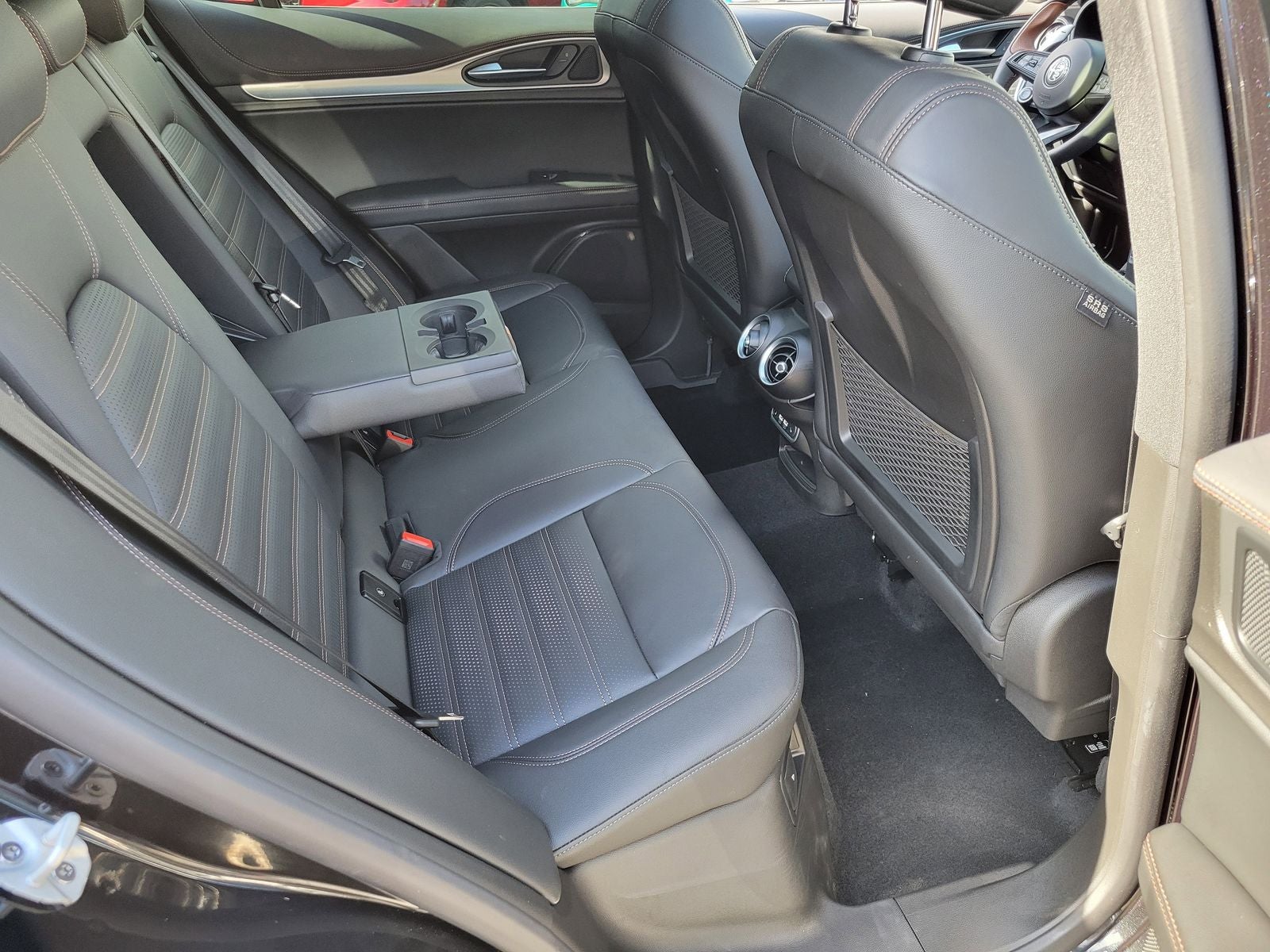 2025 Alfa Romeo Stelvio Sprint AWD