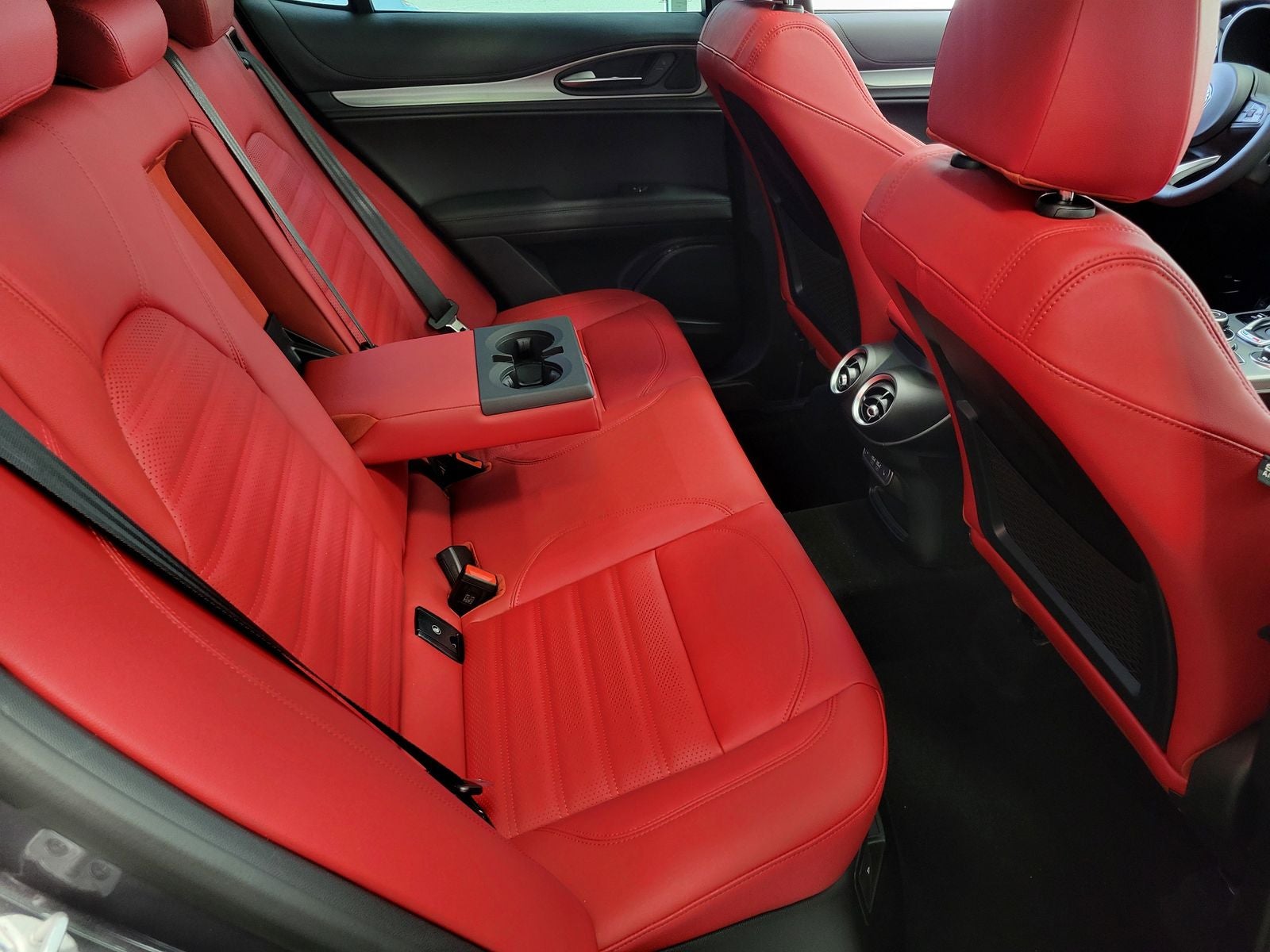 2026 Alfa Romeo Stelvio STELVIO AWD