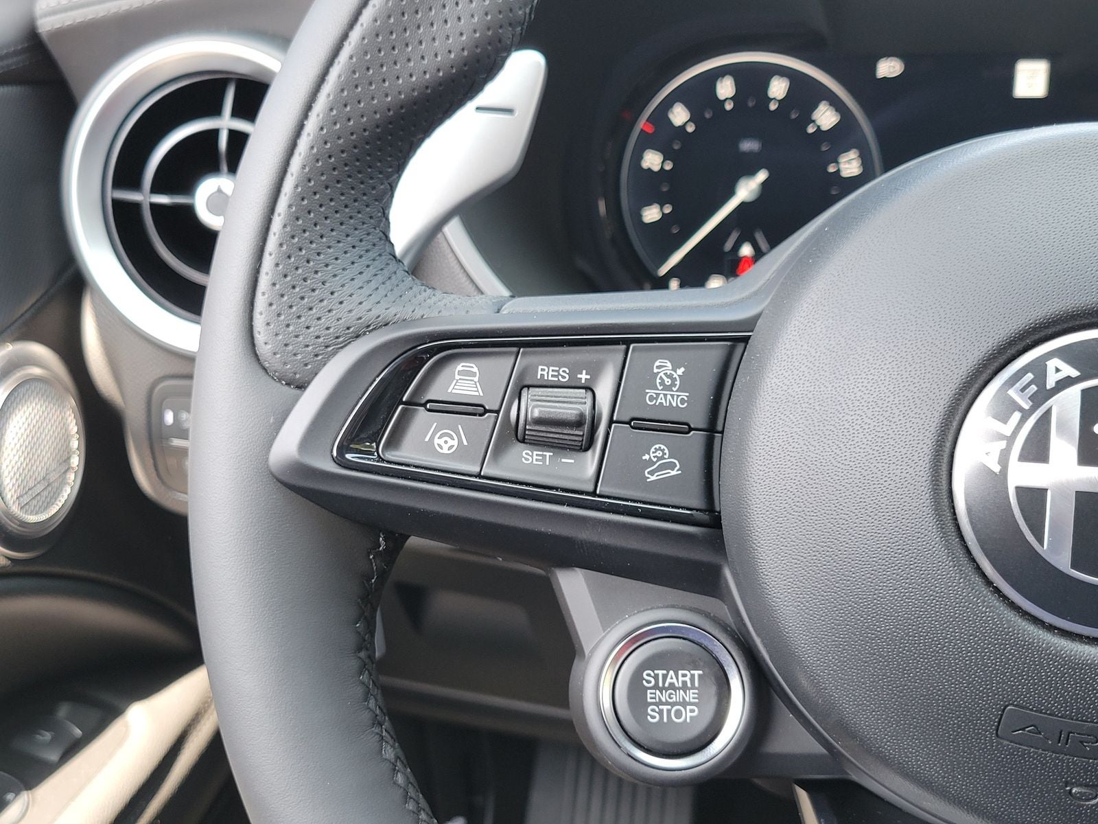 2026 Alfa Romeo Stelvio STELVIO AWD
