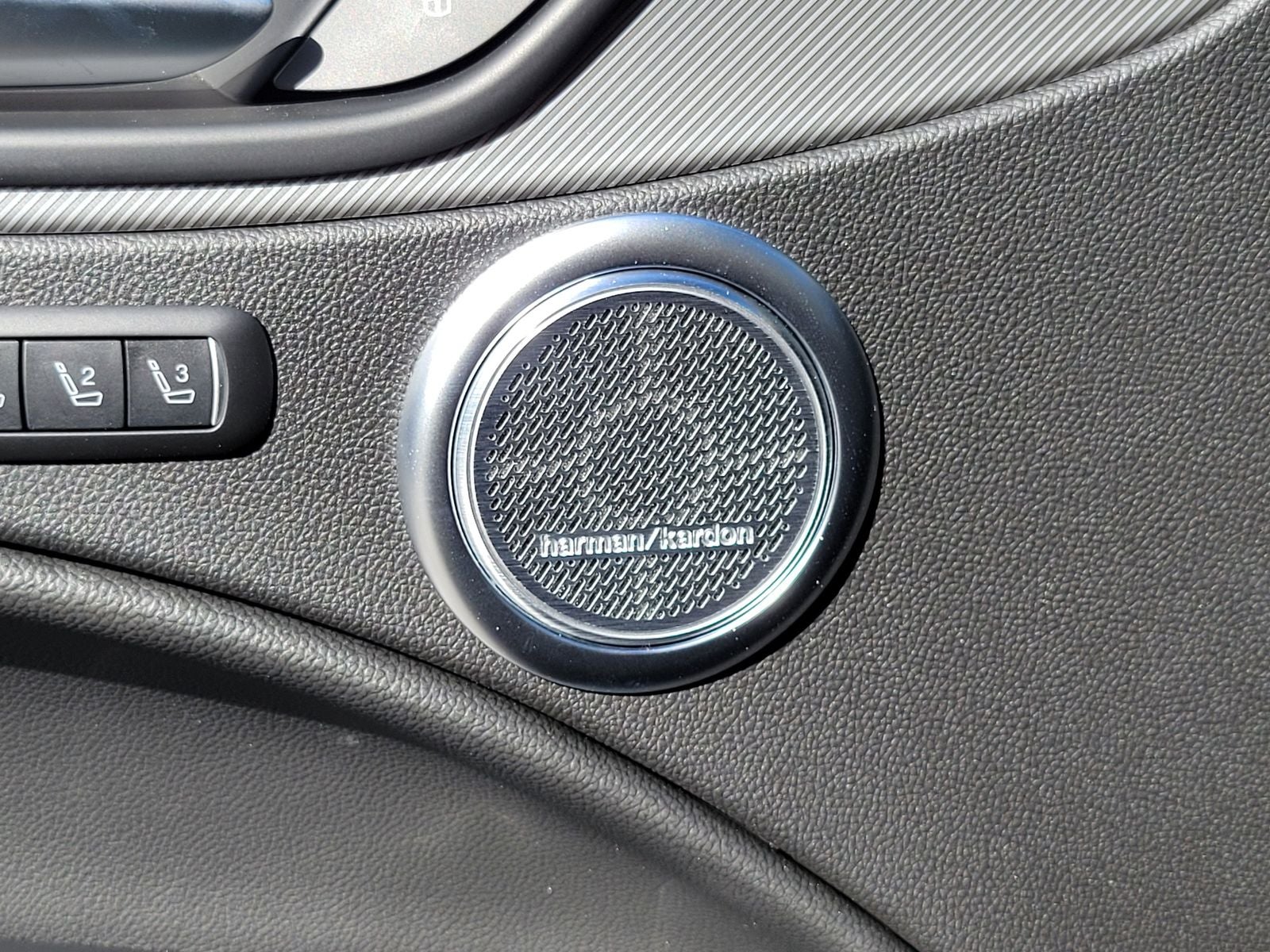 2025 Alfa Romeo Stelvio Sprint AWD