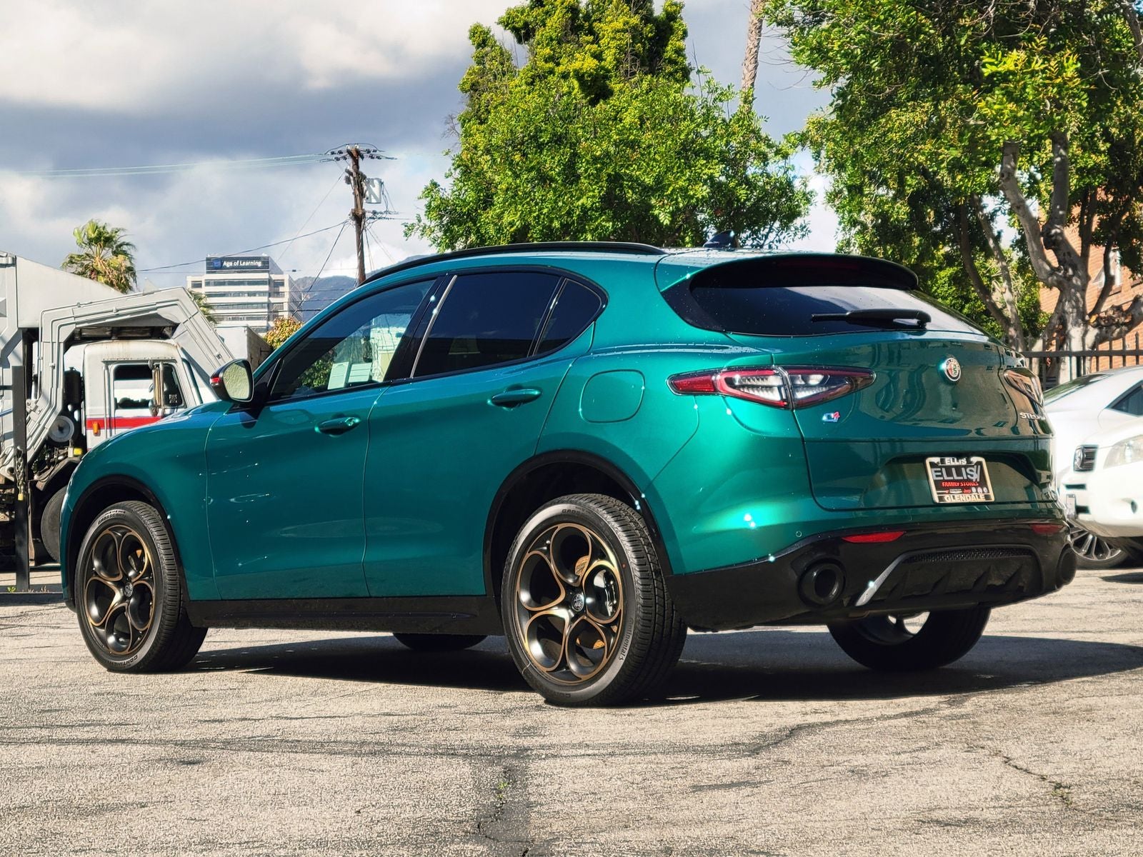 2025 Alfa Romeo Stelvio Sprint AWD
