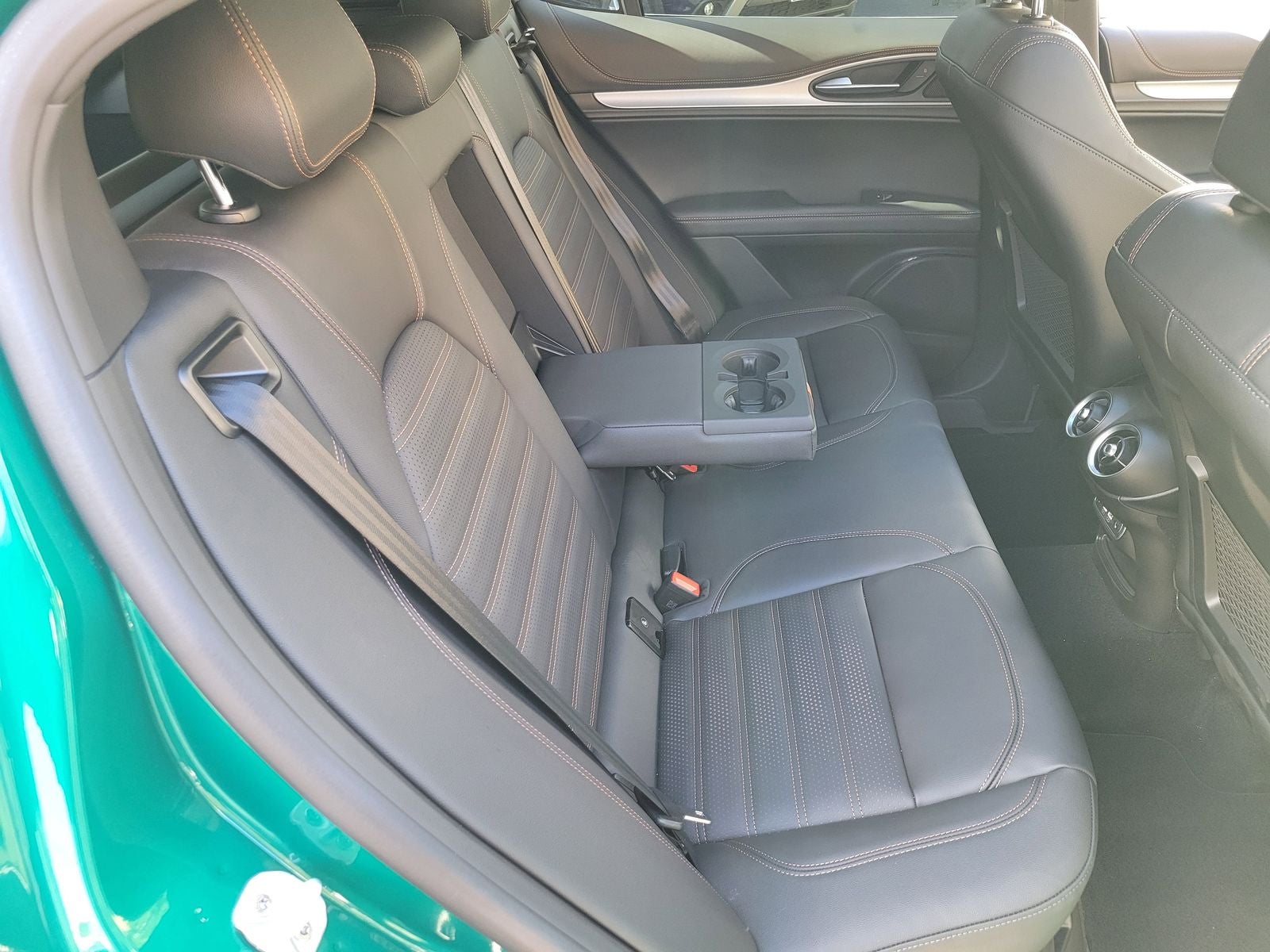 2025 Alfa Romeo Stelvio Sprint AWD