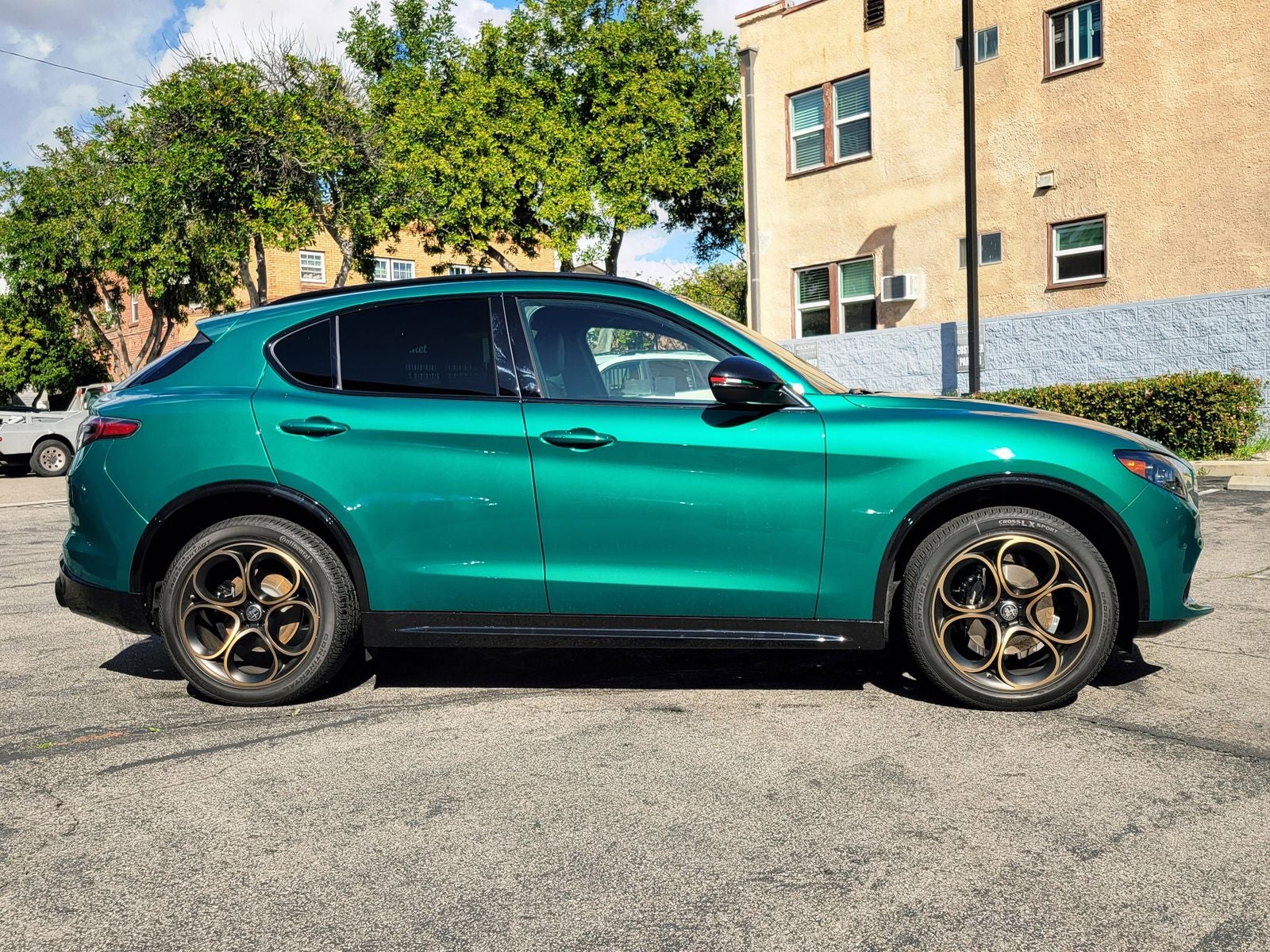 2025 Alfa Romeo Stelvio Sprint AWD