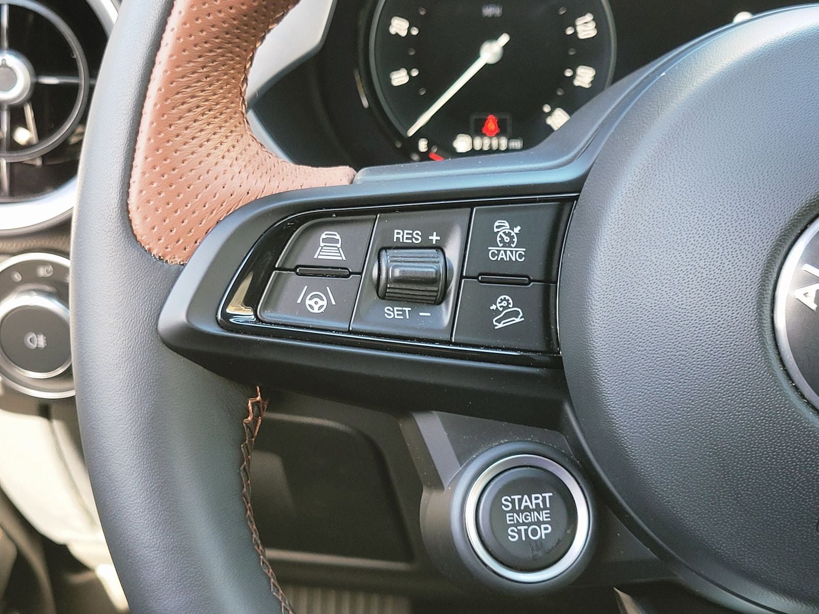 2025 Alfa Romeo Stelvio Sprint AWD