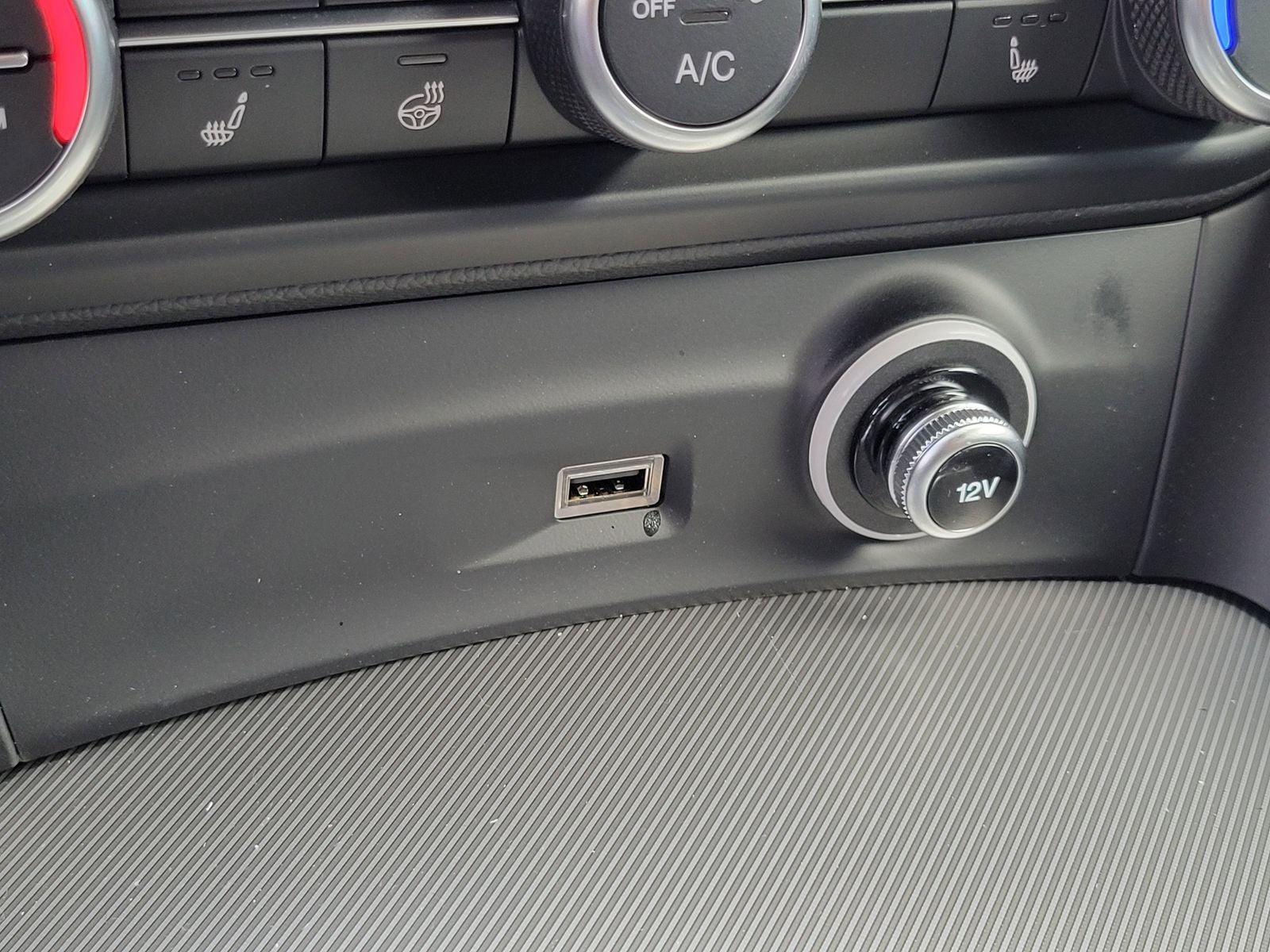 2025 Alfa Romeo Stelvio Sprint AWD