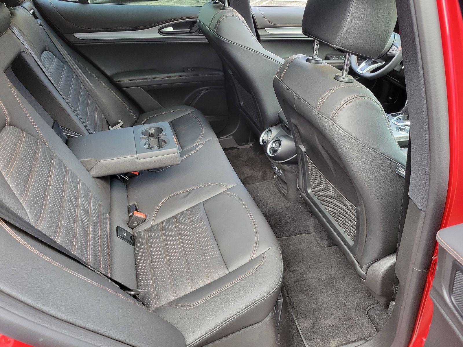 2025 Alfa Romeo Stelvio Sprint AWD