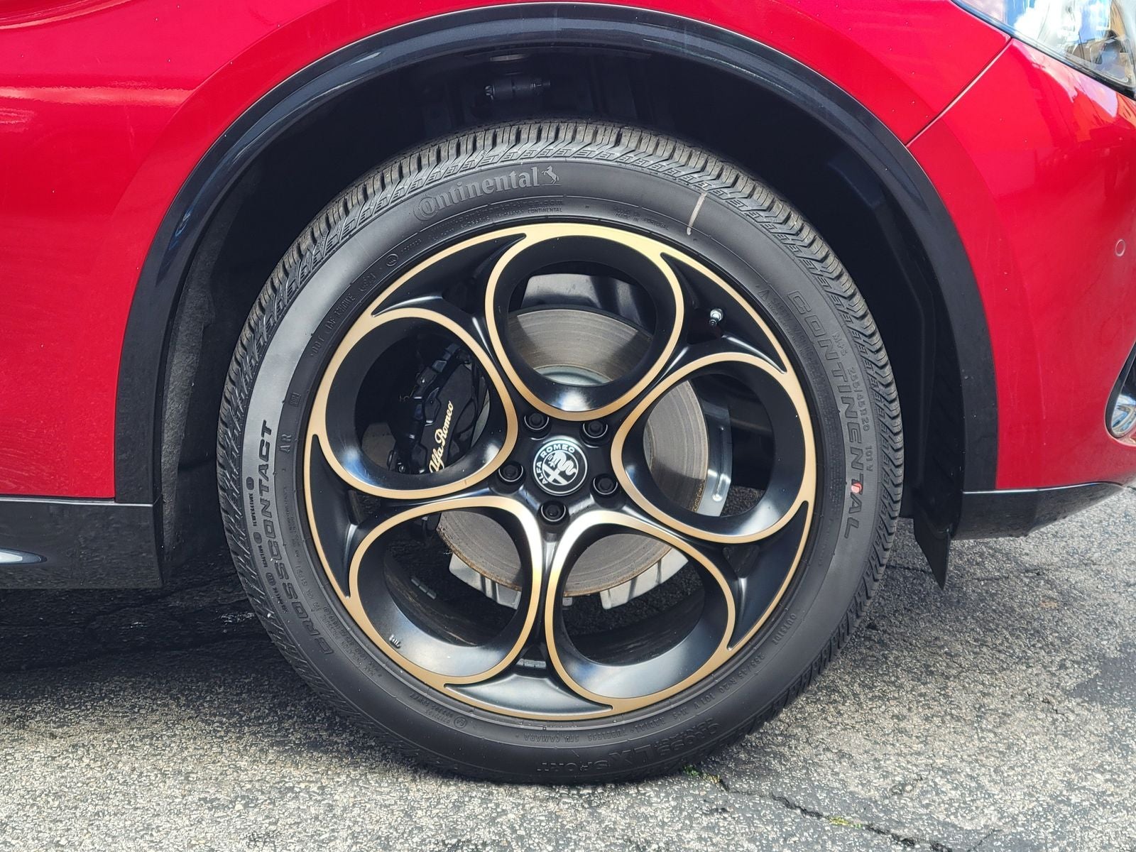 2025 Alfa Romeo Stelvio Sprint AWD