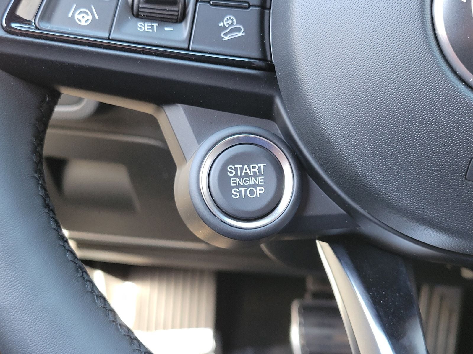 2026 Alfa Romeo Stelvio STELVIO AWD