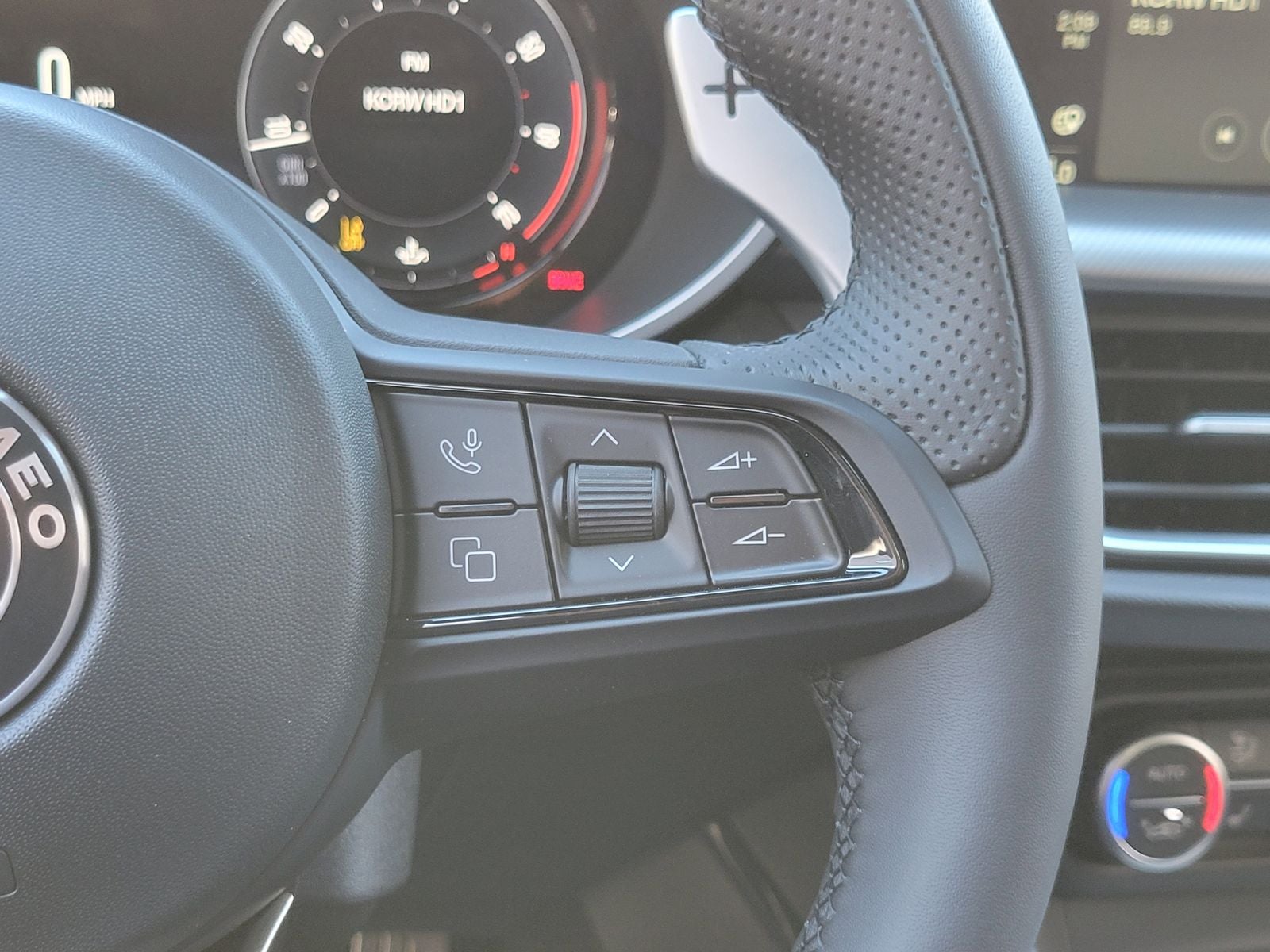 2026 Alfa Romeo Stelvio STELVIO AWD