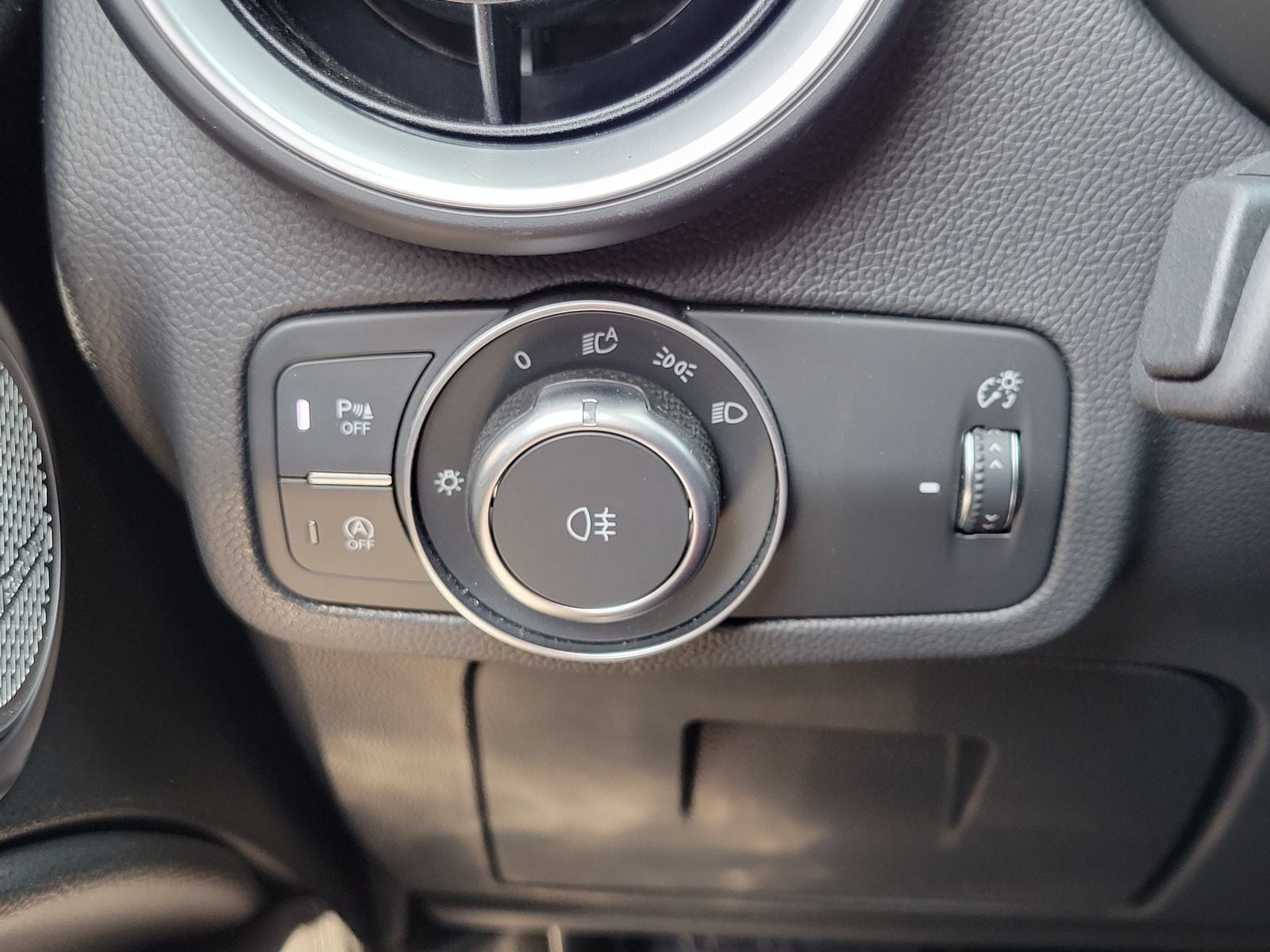 2026 Alfa Romeo Stelvio STELVIO AWD