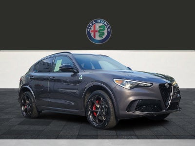 2022 Alfa Romeo Stelvio Quadrifoglio AWD