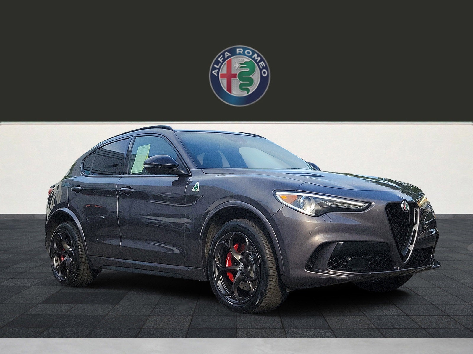 2022 Alfa Romeo Stelvio Quadrifoglio AWD