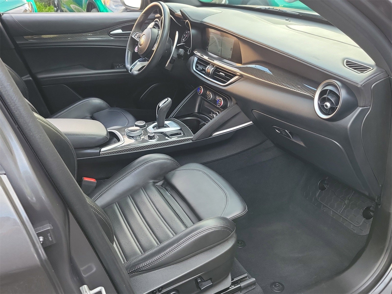 2022 Alfa Romeo Stelvio Quadrifoglio AWD