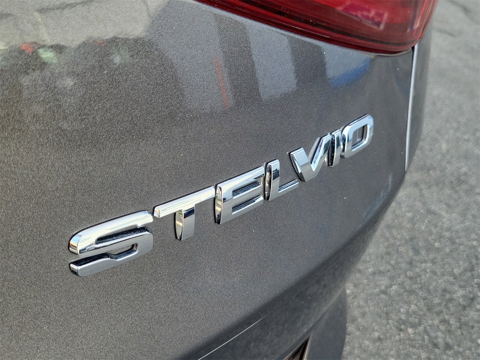 2022 Alfa Romeo Stelvio Quadrifoglio AWD