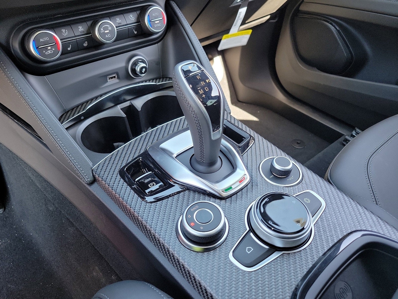 2024 Alfa Romeo Stelvio STELVIO QUADRIFOGLIO AWD