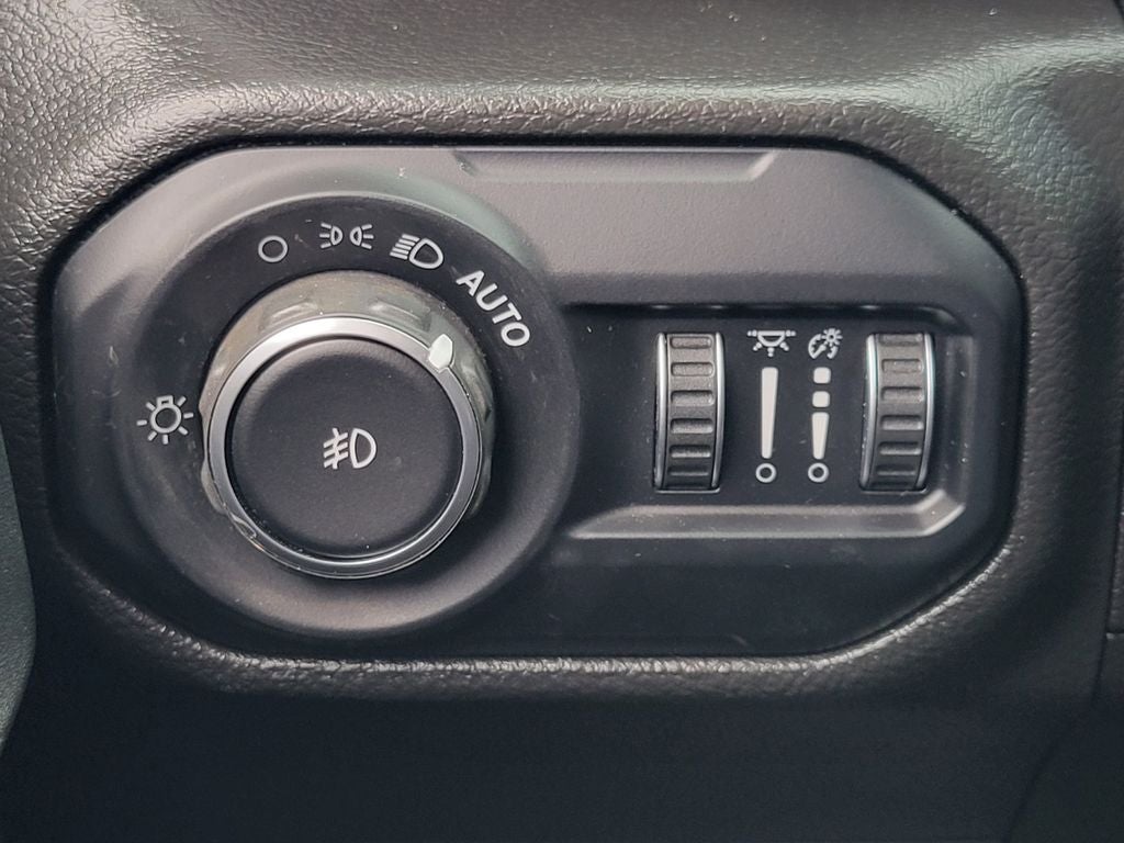 2022 Jeep Wrangler Unlimited Sahara Altitude
