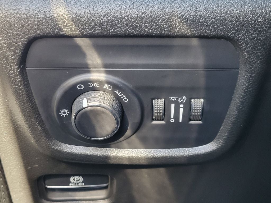 2022 Jeep Grand Cherokee Altitude