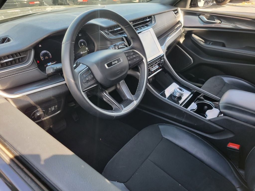 2022 Jeep Grand Cherokee Altitude