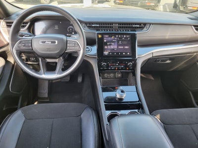 2022 Jeep Grand Cherokee Altitude