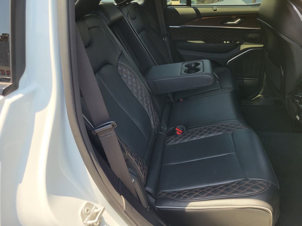 2022 Jeep Grand Cherokee Summit