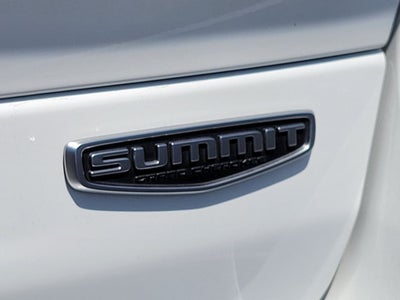 2022 Jeep Grand Cherokee Summit