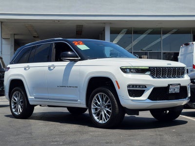2022 Jeep Grand Cherokee Summit