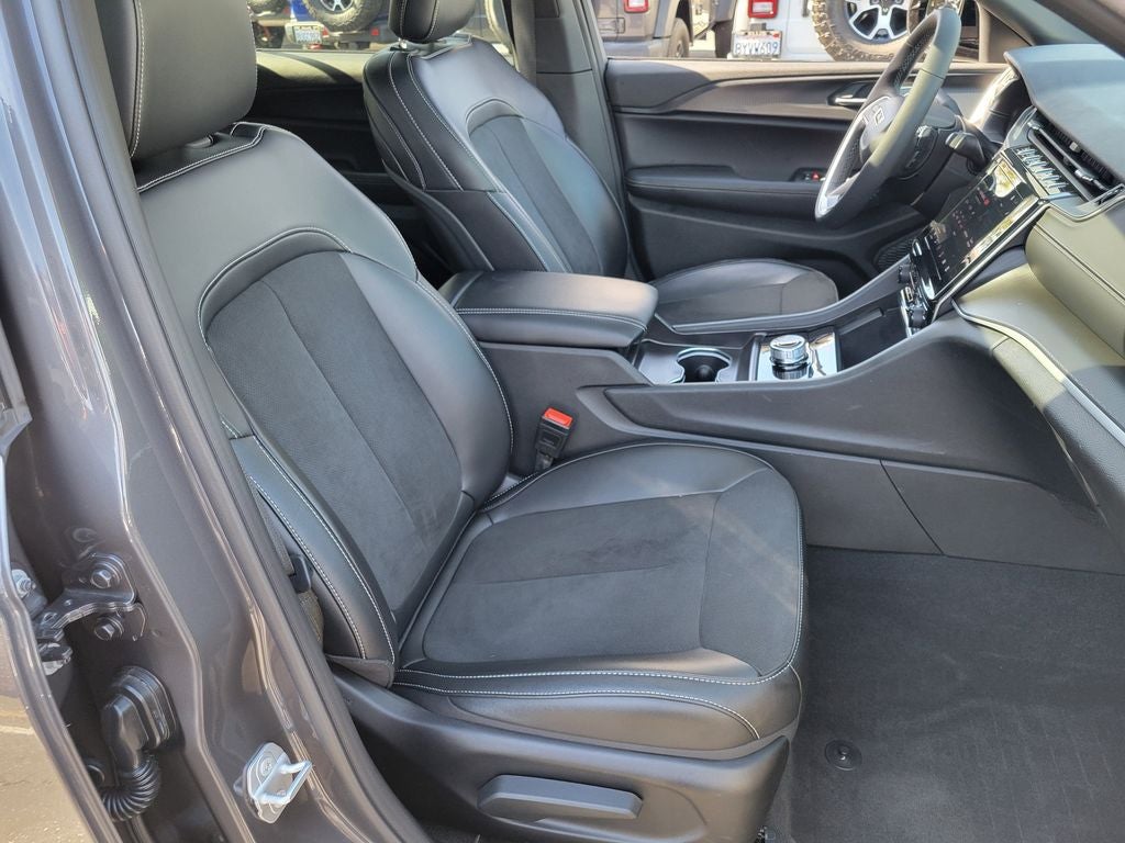 2024 Jeep Grand Cherokee L Altitude X