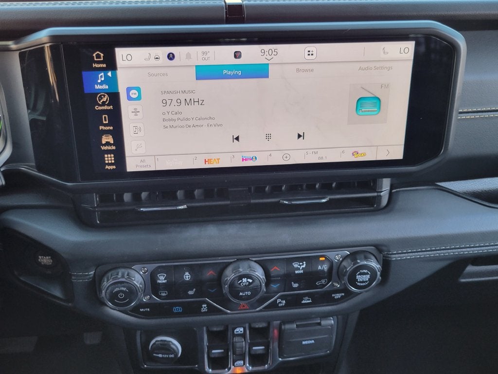 2024 Jeep Wrangler Sahara 4xe