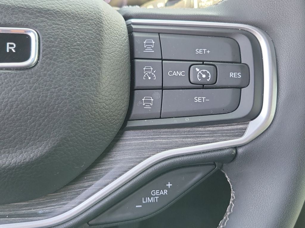 2023 Jeep Wagoneer Series III