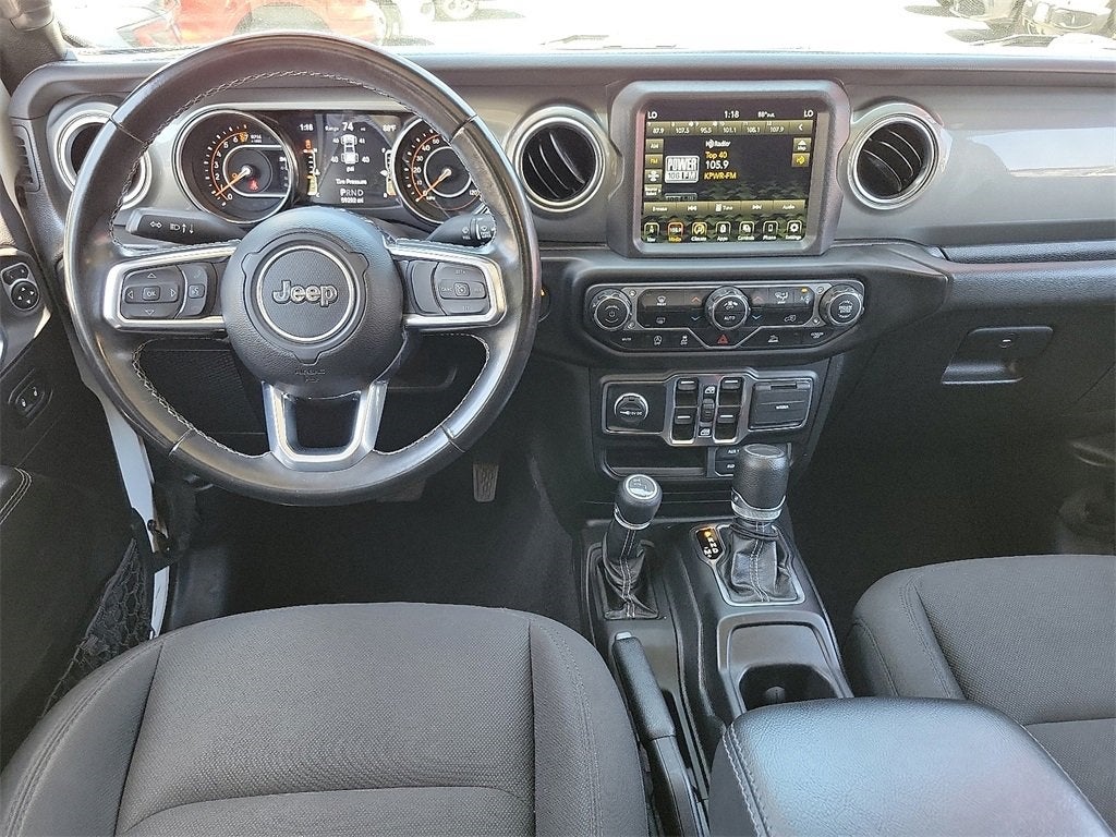 2022 Jeep Gladiator Overland