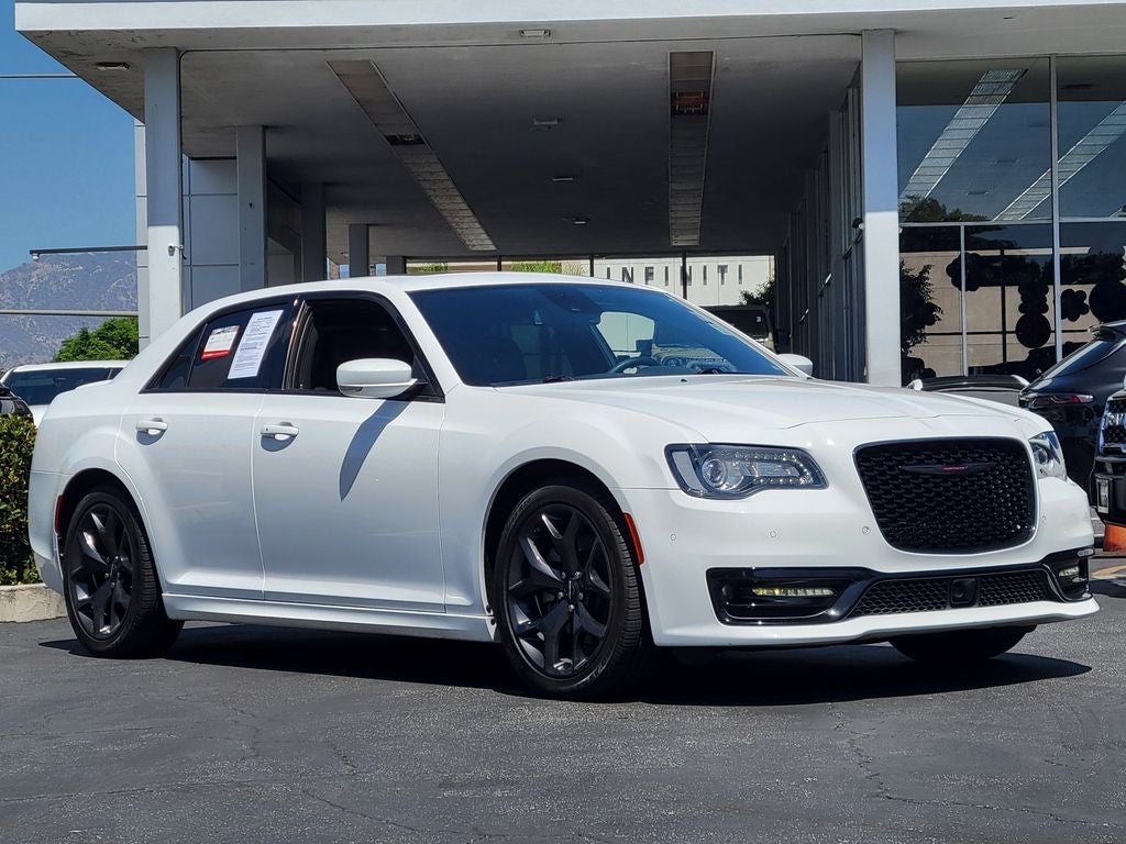 2023 Chrysler 300 S