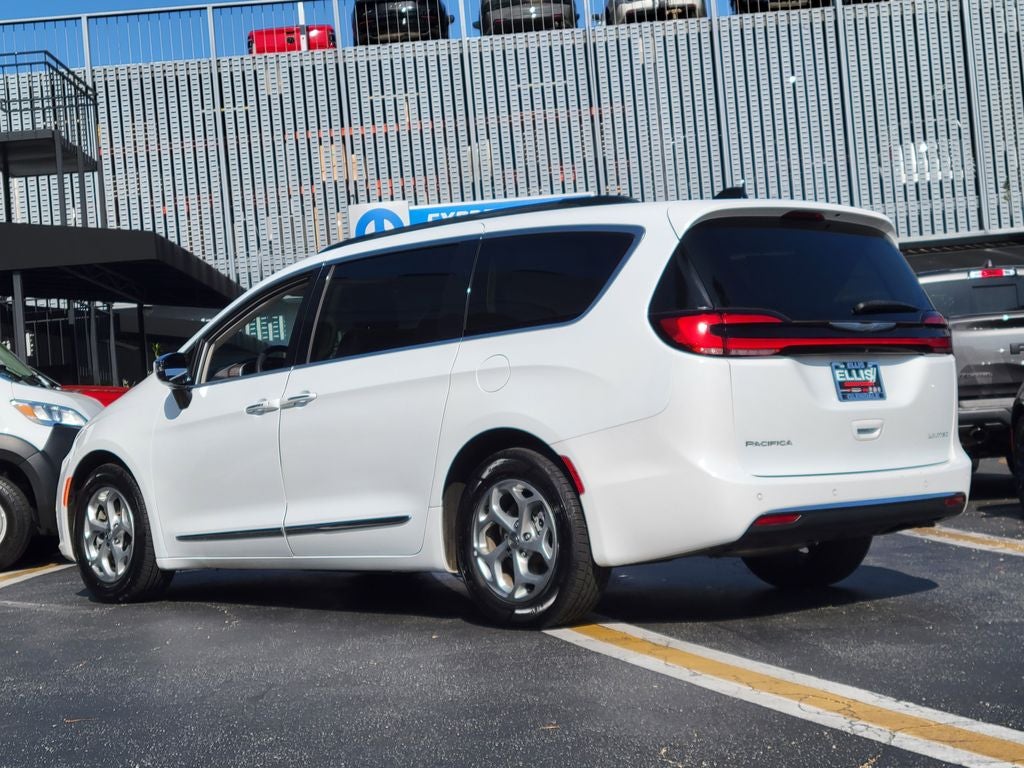 2023 Chrysler Pacifica Limited